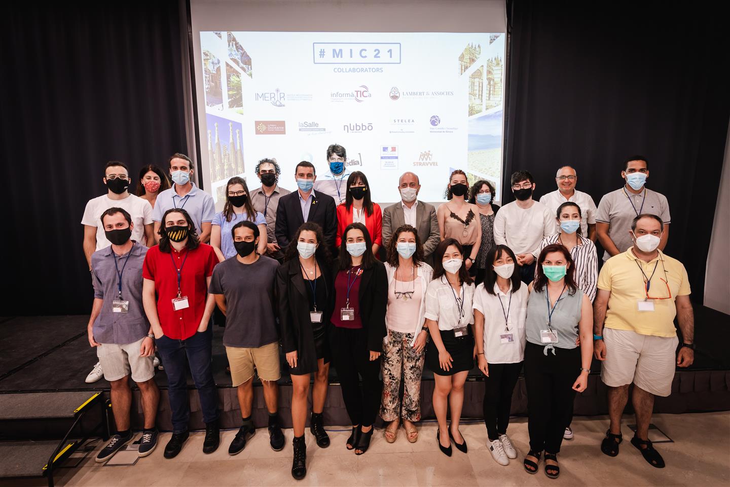Fotografía de: Cinco alumnas del CETT ganan el premio Amadeus for Developers de la hackatón Miro in Cube con el proyecto Slowcal | CETT